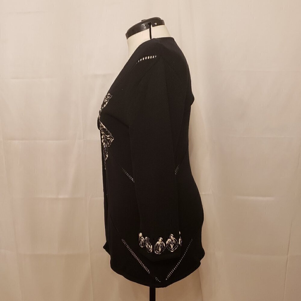 Monterey Bay Black & White Butterfly One Snap Closure Cardigan/Sweater, Size XL - Picture 8 of 14